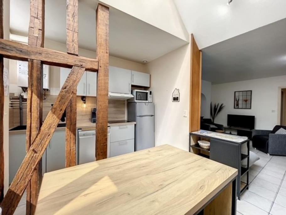 Appartement Au Coeur De 트루아 외부 사진